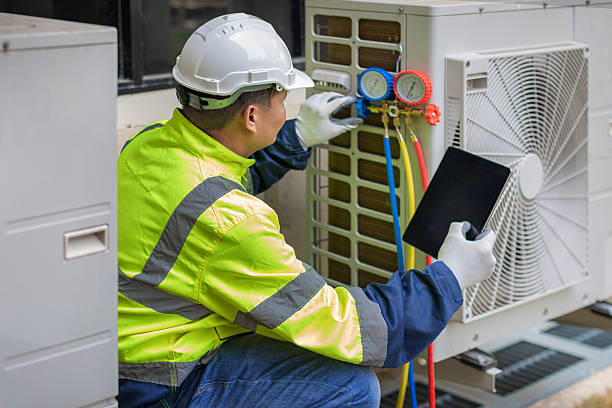 Professional Hvac technician working in Billerica, MA